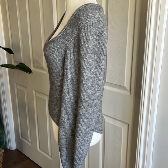 H&M Square Milkmaid Heather G Sweater Size S - Picture 4 of 11